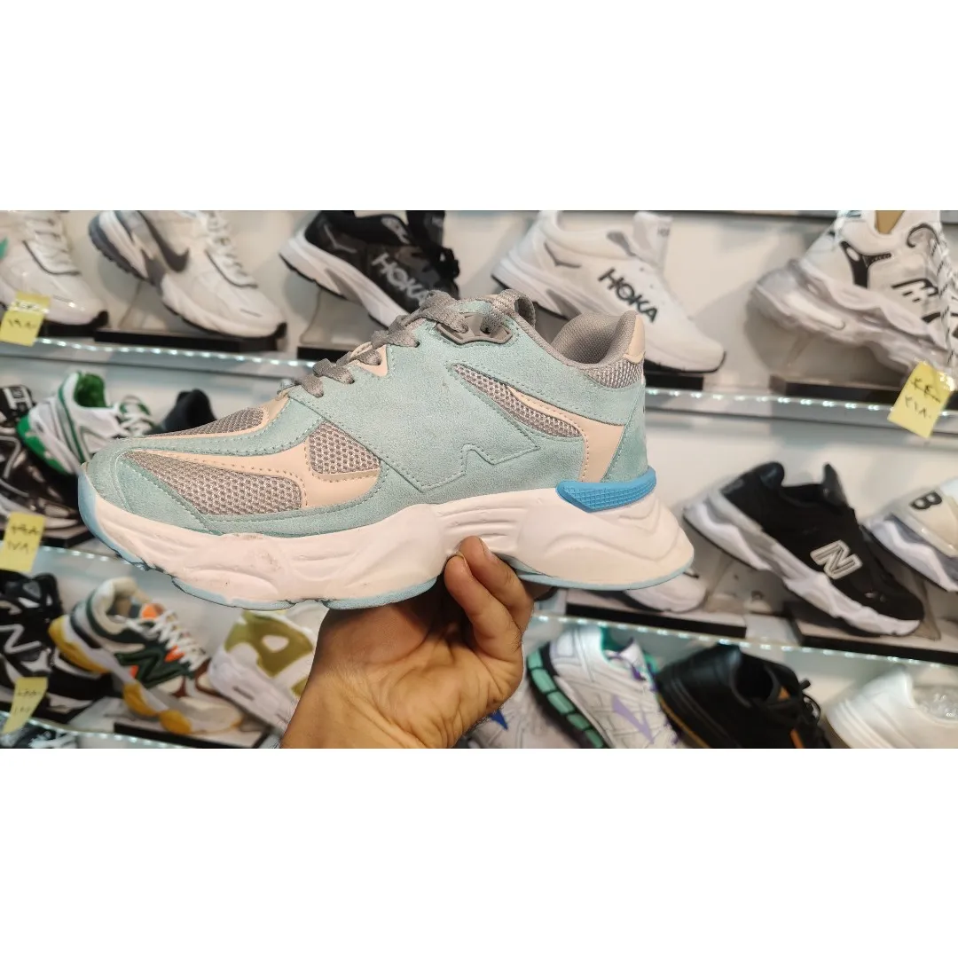 کفش اسپرت نیوبالانس تک سایز 39 آبی سفید پسرانه دخترانه
