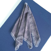 مینی اسکارف سه گوش نخی طرح کاج ابعاد 120 در 80 رنگ نسکافه ای مشکی طوسی سفید