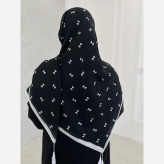 روسری سوپر نخ قواره 140 طرح رزیتا برند میس رز