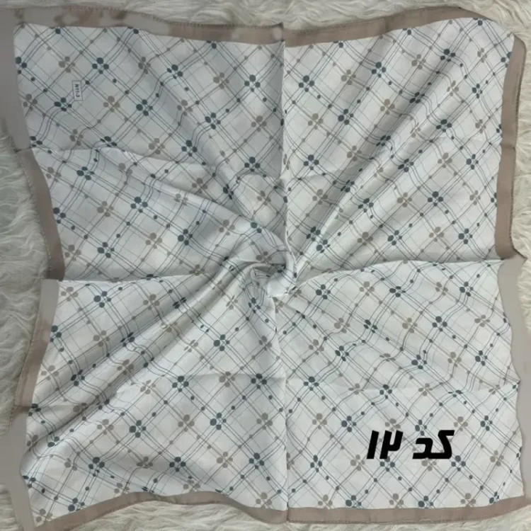 مینی اسکارف آبی نخ طرحبندی قواره 65×65 مناسب استفاده روزمره