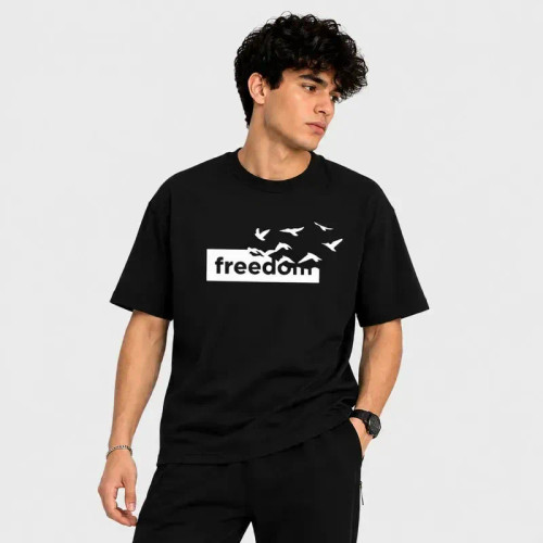 تی شرت مردانه پنبه ای طرح حروف مدل کلاسیک regular fit مشکی