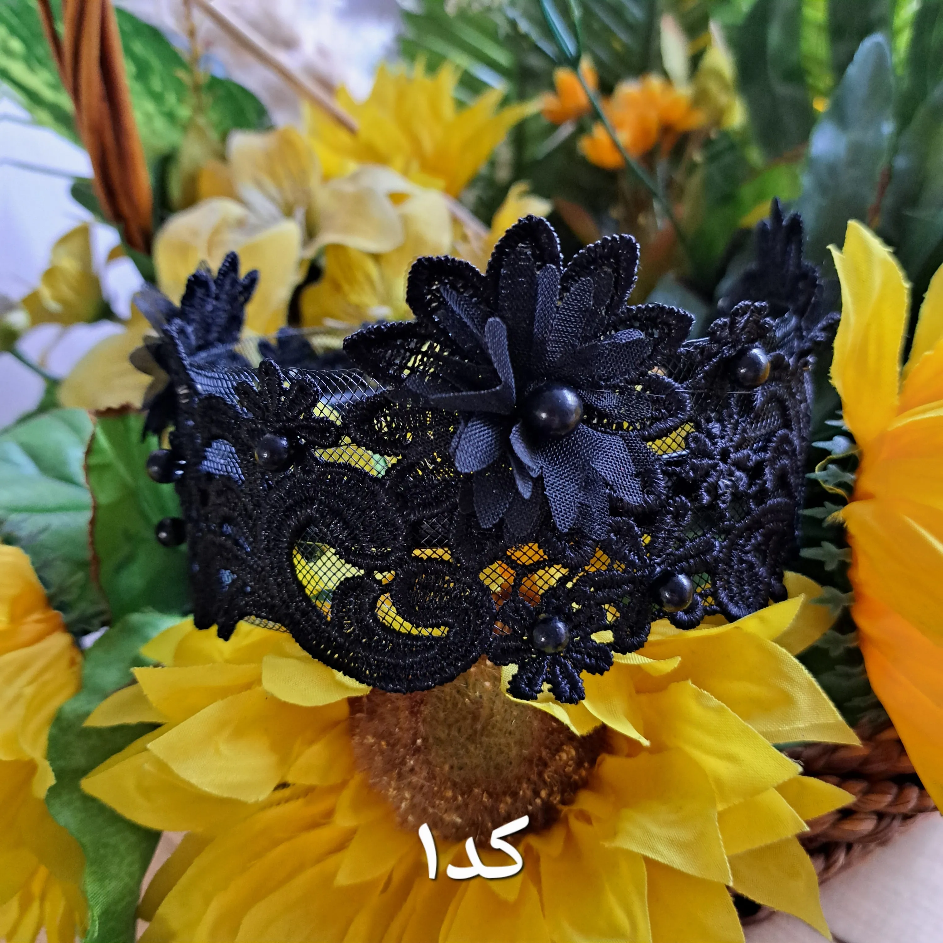 تل مجلسی گیپور وارداتی طرح گل سه بعدی رنگ صورتی روشن