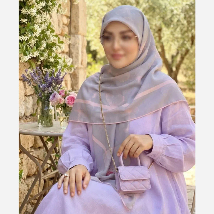 روسری نخ کاستوم مجلسی طرح مشکات پروانه گل رز قواره بزرگ 140 سانتیمتر